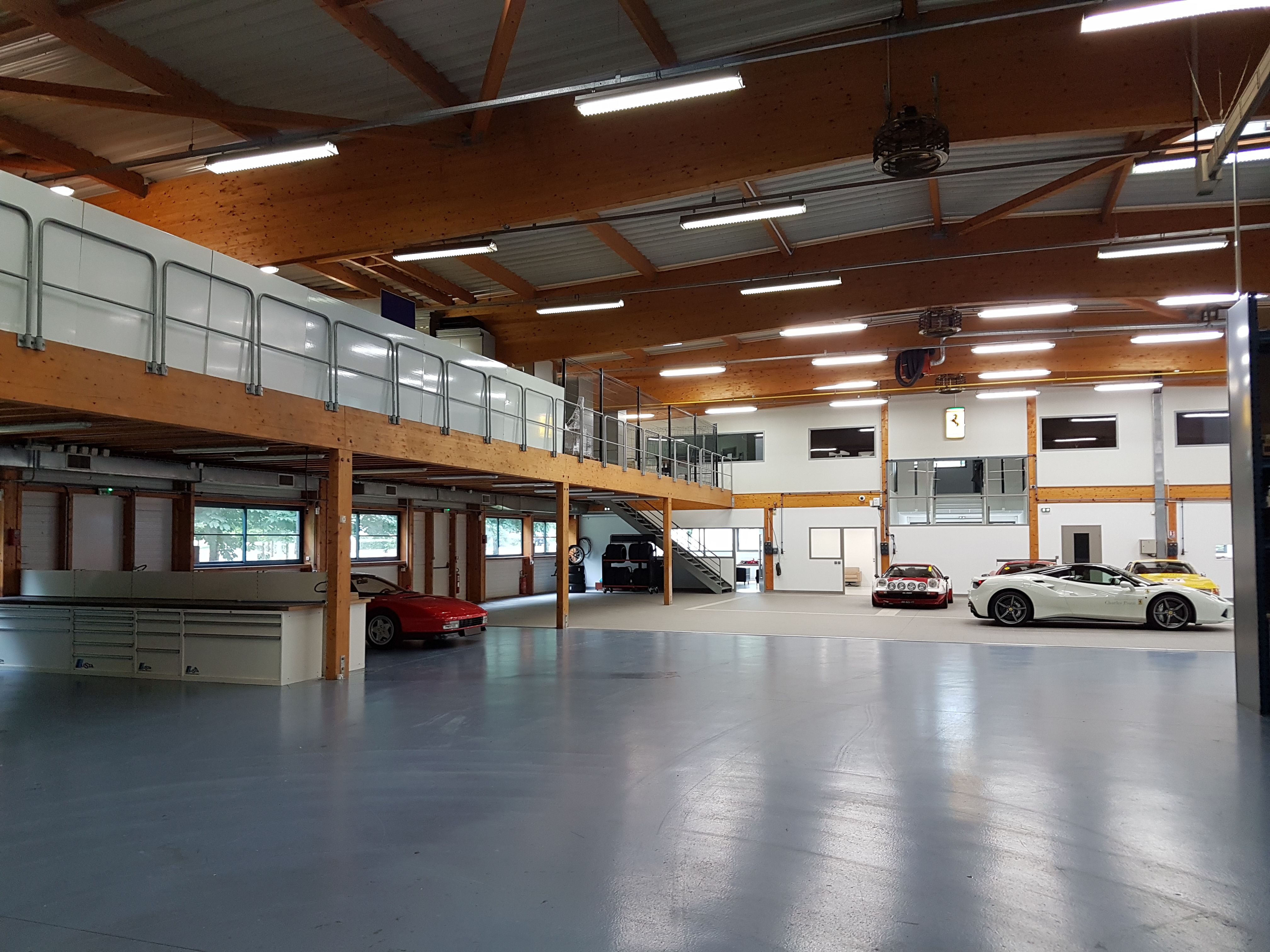 contenu/references/Concession automobile/01lemans/2016-06-15 09.01.02.jpg